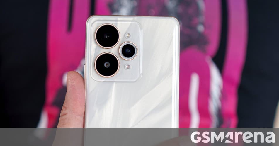 Realme 16 Pro: Ecrã AMOLED e câmara de 200 MP revelados