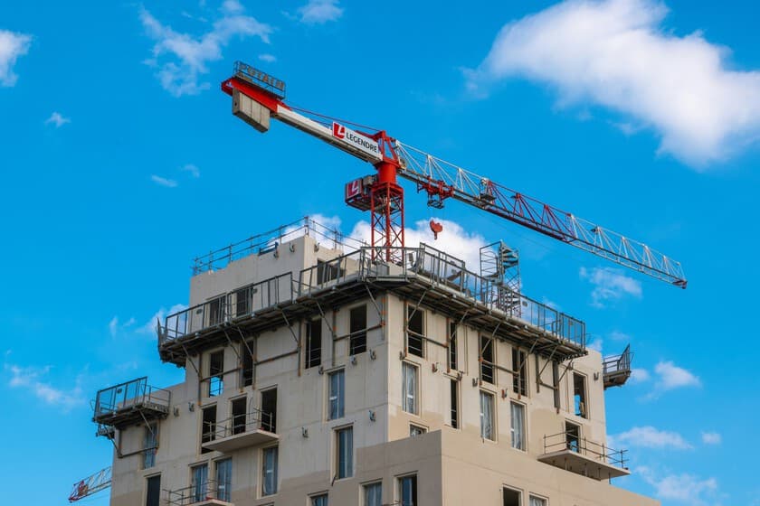 Crise da Habitação: Estudo da UPC Contesta Solução de Construir Mais