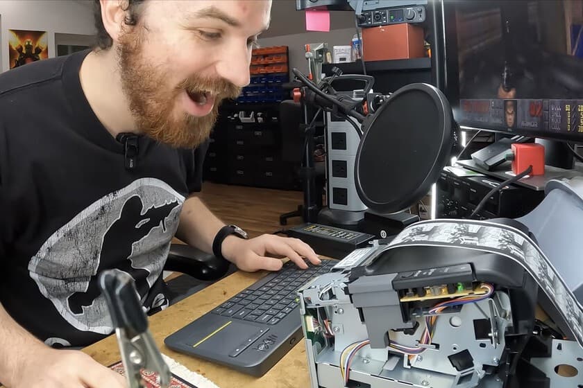 Impressionante: 'Doom' ganha nova vida numa impressora de tickets