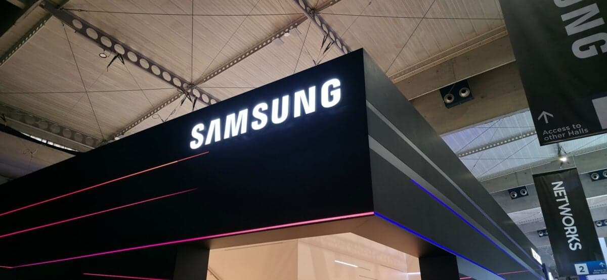 Samsung lucra com escassez de chips de memória HBM e DRAM