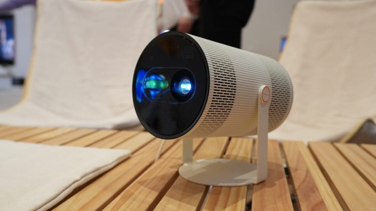 Samsung Freestyle+: Projetor portátil ganha IA, mas será um passo em frente?