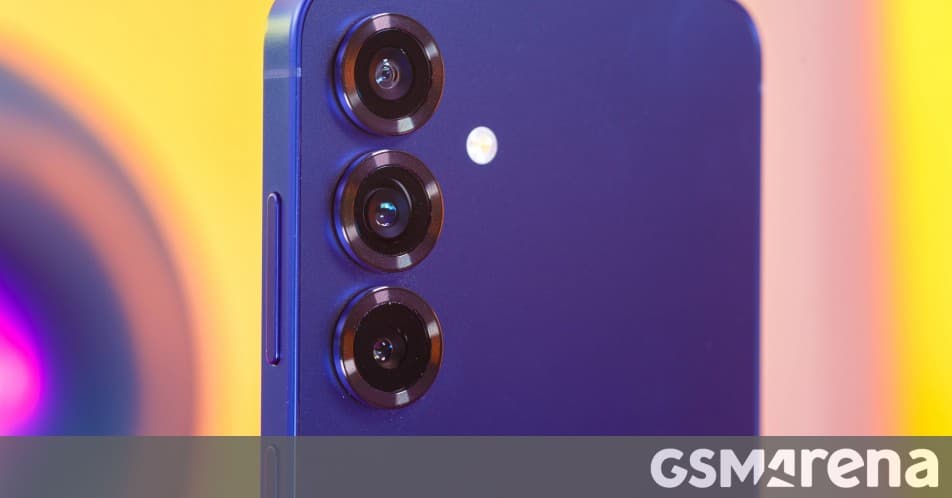 Galaxy S26: Samsung poderá reutilizar câmaras do antecessor S25
