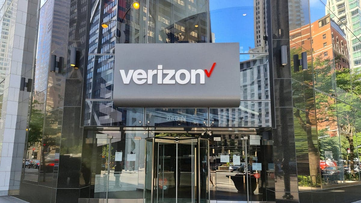 Fraude de Identidade: O Risco de Contratos de Telemóvel em Seu Nome