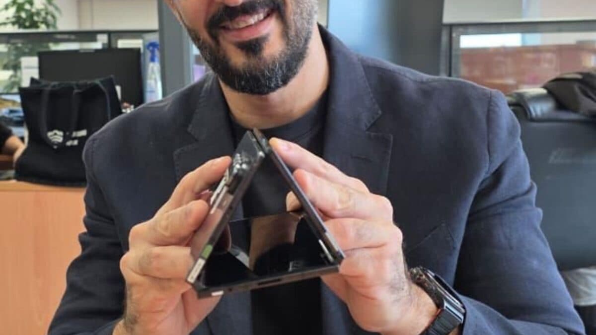 Samsung Galaxy Z TriFold: Protótipo com quatro câmaras rear surpreende